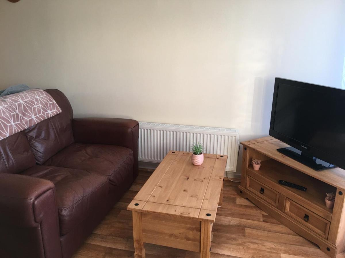 Widemouth Waves Holiday Chalet Poundstock ภายนอก รูปภาพ